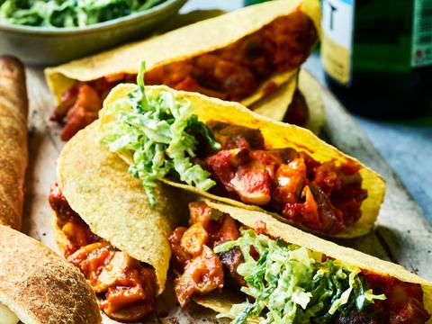 Oventaco's met champignonragù en groenekool