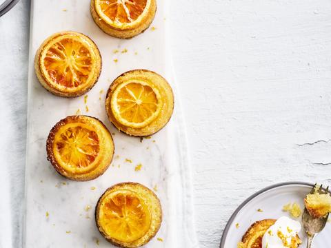 Polentacakejes met bloedsinaasappel  