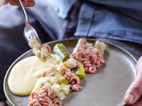Geroosterde knolselder met gebrande prei