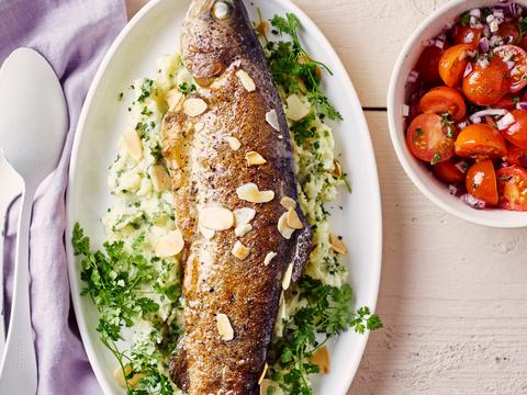 Gebakken forel met amandelen