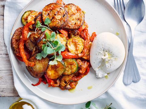 Caponata van gegrilde groenten met burrata 