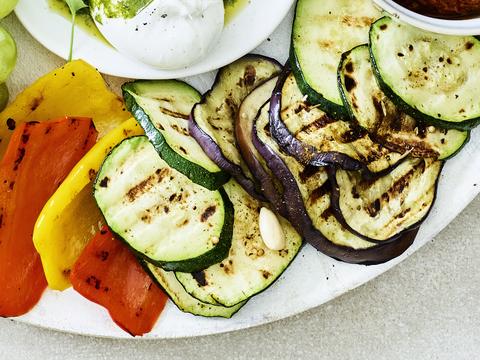 mix van gegrilde groenten