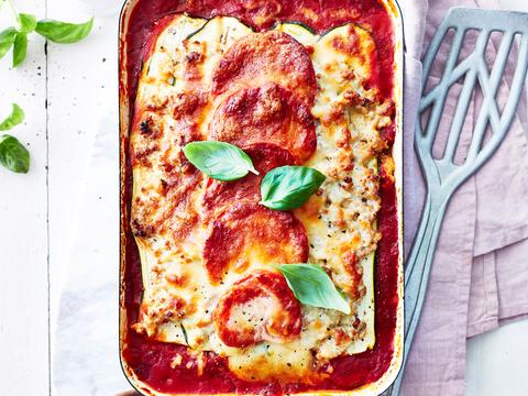 Zomerse lasagne met courgette, spinazie, ricotta en kalfsgehakt