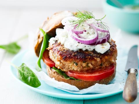 Griekse burger met tzatziki