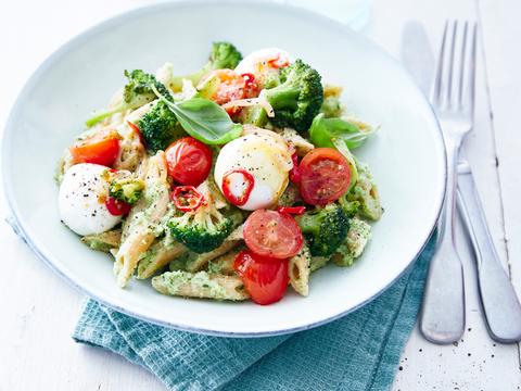 Volkorenpenne met broccolisaus