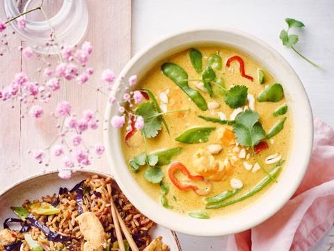 Curry met peultjes en scampi’s
