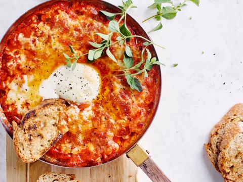 Margherita-dip met geroosterd zuurdesembrood