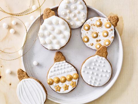 kerstballetjes van speculaas