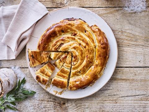 pull apart-krans met brie en vijgenconfituur
