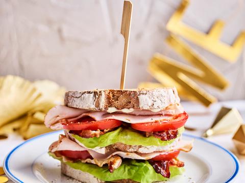 BLT-zuurdesemtoast met kalkoen