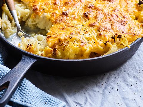 LIB02_23_macaroni246702_low carb bloemkool mac and cheese