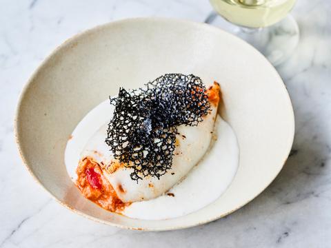 Gevulde inktvistubes met burrata