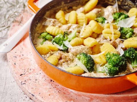 Gnocchi met venkelworstjes en broccoli
