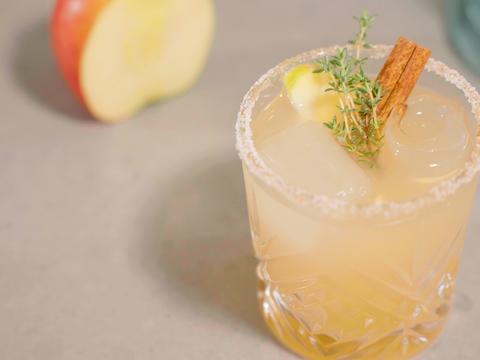 Ginger apple spritz