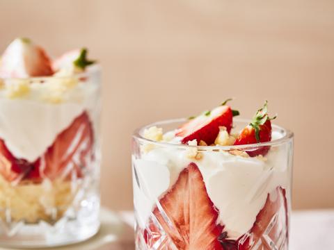 Trifle met aardbeien