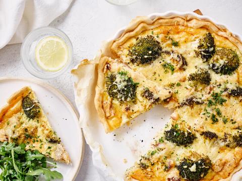Quiche met broccoli en zalm