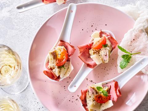 pastramilepeltje met artisjok en kerstomaat