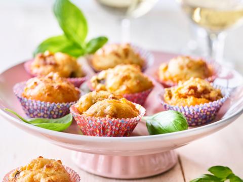 pizzacups met chorizo en champignons