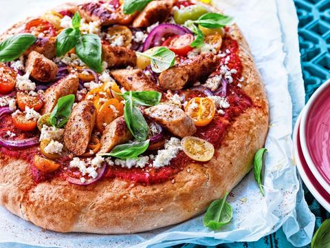 Turkse pizza met lamsworst en feta