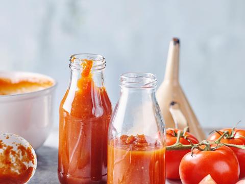 Homemade ketchup