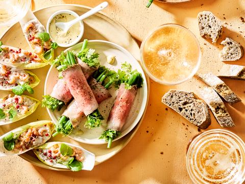 witloofbootjes met garnaalsalade