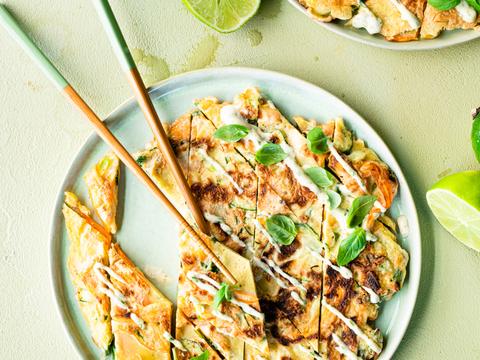 Japanse okonomiyaki met frisse mayonaise