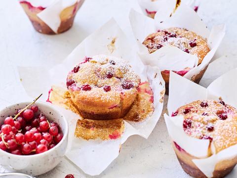 Yoghurt-havermoutmuffins met rode besjes