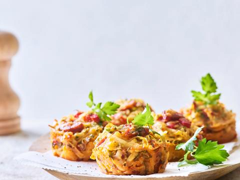 Aardappelmuffins met cheddar en chorizo