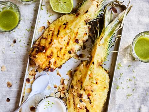 Gebakken ananas met kokosyoghurt