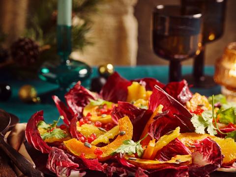 Winterse pompoensalade met sinaasappel en radicchio