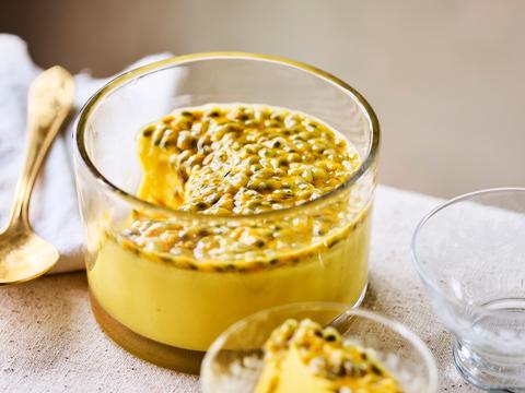 Mangobavarois met passievrucht