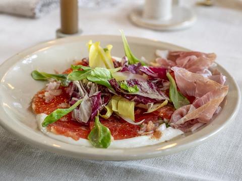 pompelmoessalade met labneh