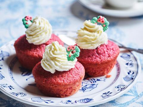 red velvet muffins