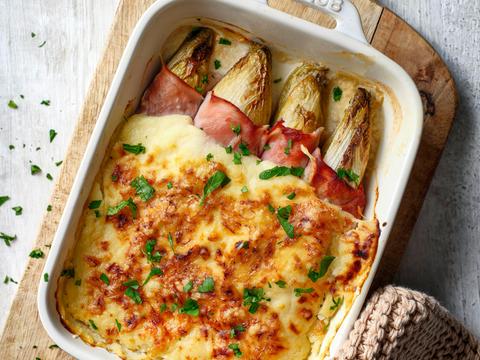 Witloofrolletjes met knolselderbechamel