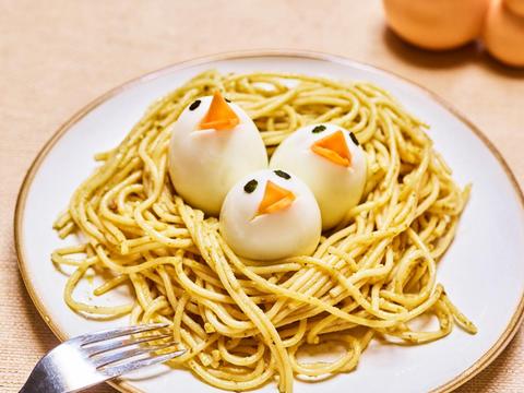 nestje van pesto