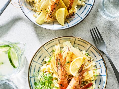 Citroenrisotto met gegrilde gamba‘s, venkel en erwtjes