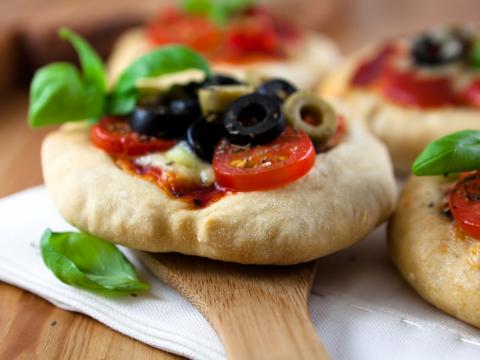 Pizzettas aux olives