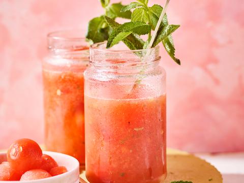 Kombucha-mocktail met watermeloen