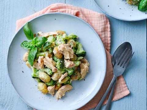 Gnocchi met broccoli en zalmmm