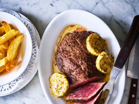 Steak met beurre café de Paris