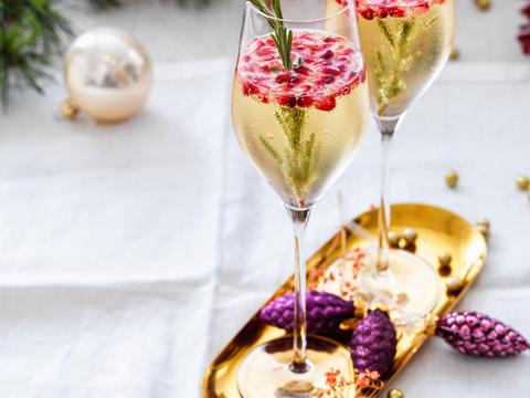 Granaatappelspritz met champagne