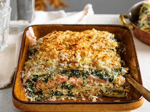 Aardappellasagne met zalm en spinazie 
