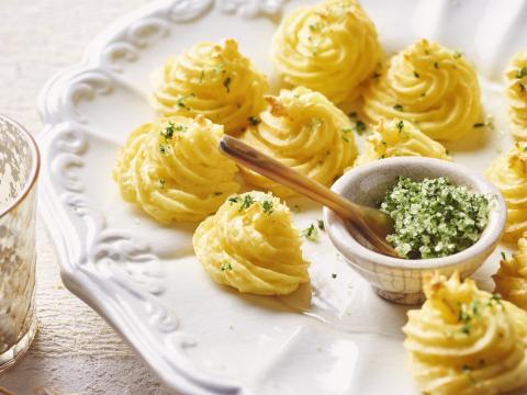 Pommes duchesse met kruidenzout