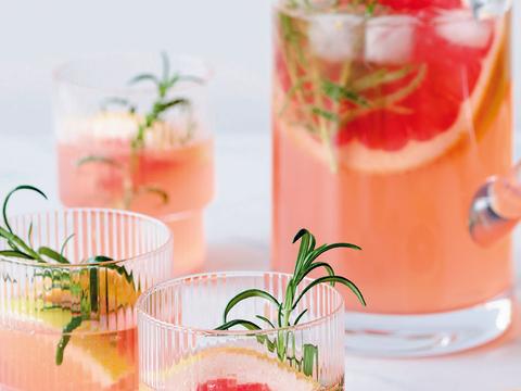 Grapefruit-rozemarijncocktail
