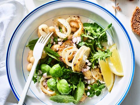 Inktvissalade met witte bonen