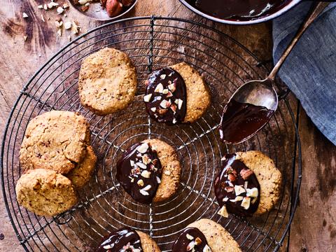 Hazelnootkoekjes met chocolade