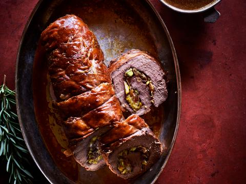 Gevulde hertenfilet met pistaches en provolone