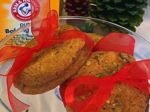 Kerstkoekjes met pistaches en cranberries