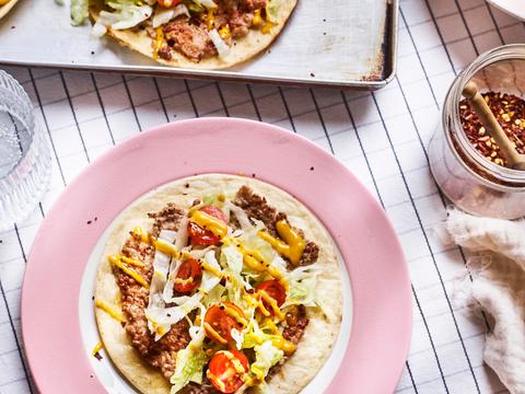 Burgertaco’s met sla en tomaat