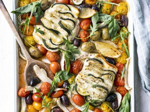 Halloumi-hasselback met mediterrane groenten